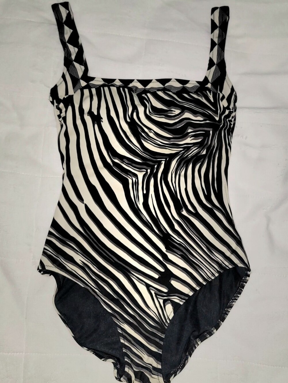 GOTTEX Animal Zebra Print One Piece Swimsuit 10
